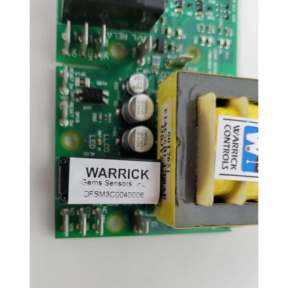Gems Sensors Warrick Dual Function Control 24V 26K Inverse DFSM3C0040006 NIOB